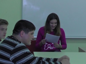 Kara Senko - moderatorica u 8.b