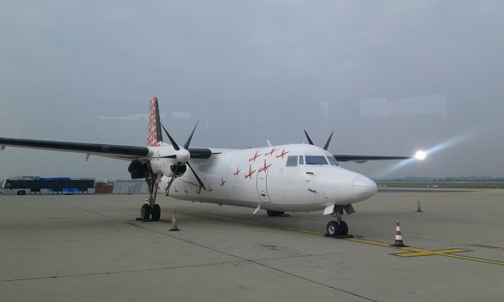 Avion 1